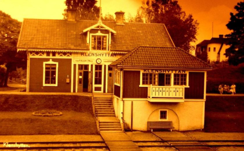  mainline station house