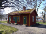 It all started when a friend and I visited a train meet a few months ago. Another visitor had with him a fantastic HO std gauge layout with this amazing little station on. Beside it was a little side building which got my attention - the combined wash...