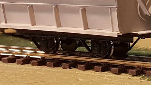 183647  -- axlebox closeup