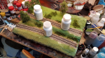 Made a display stand today, to put the Atlas wagon on at the Bankalaset event. The trackbed is still wet from the glue, that´s why the weights still in place.