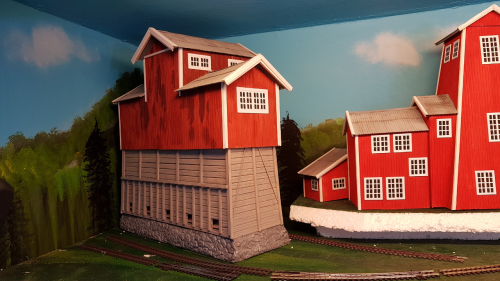 152432  -- how the front looks now, waiting for the next batch of windows