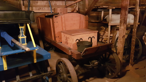 145243  -- portable mill wagon