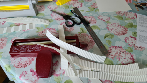 122743  -- Here is the latest replacement for the Fiskars tool. This actually makes good waves on the paper.