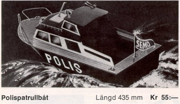 Police boat with same hull as the Day Cruiser kit.